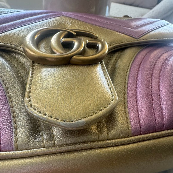 Gucci Chevron Pink and Gold Shoulder Bag - Picture 6 of 11